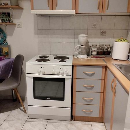 Small And Cosy Appartment- Piccolina Loutráki Dış mekan fotoğraf